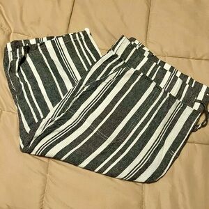 Per Se Black and White Striped Casual Pants